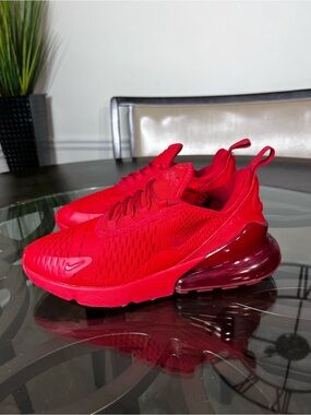 Nike Air Max 270 Triple Red Sneakers Sz 6Y